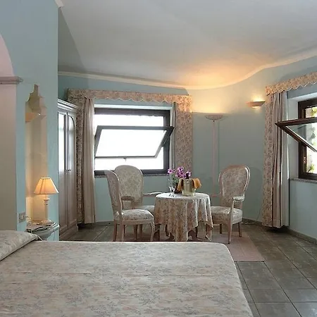 Ξενοδοχείο Costa Dorada 4*