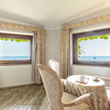 Hotel Costa Dorada 4*