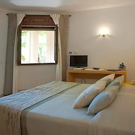 מלון Costa Dorada 4*