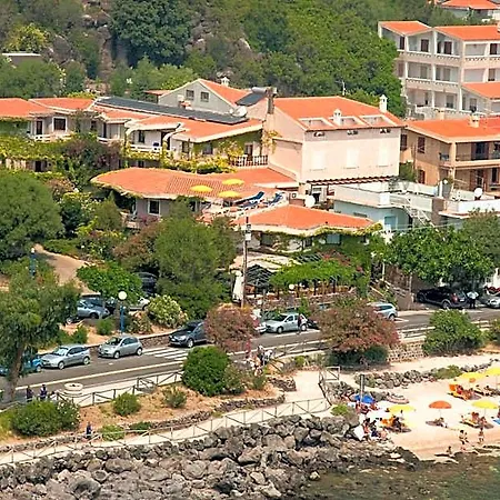 מלון Costa Dorada קאלה גונונה