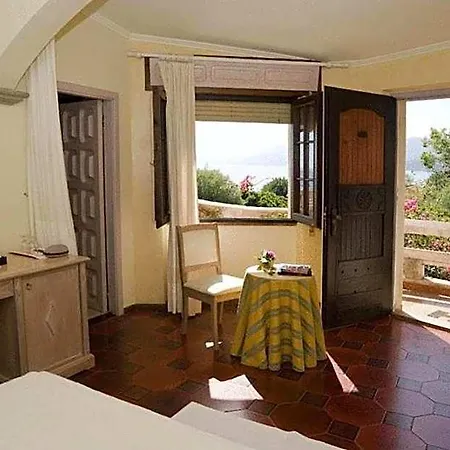 Costa Dorada מלון 4*