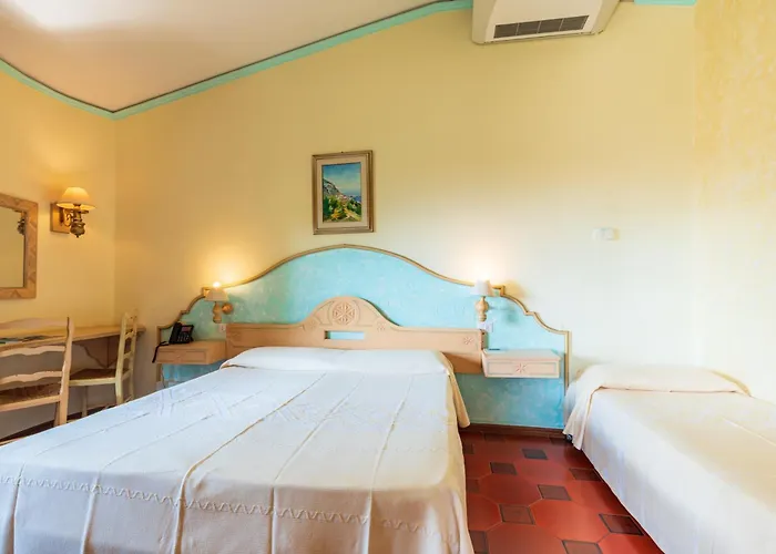 Costa Dorada Otel Cala Gonone