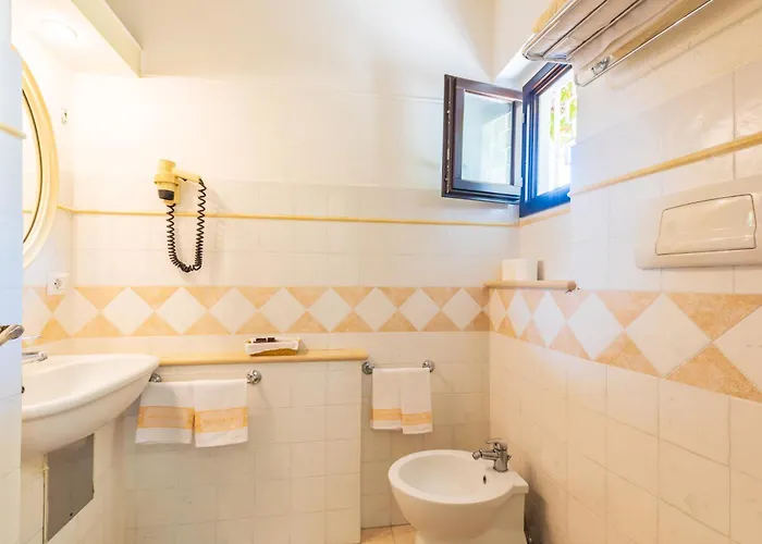 Costa Dorada מלון 4*