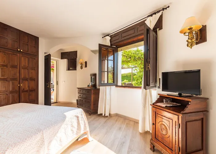 Costa Dorada מלון 4*