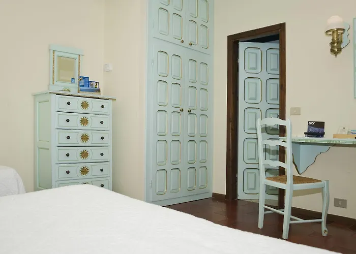 Costa Dorada Otel Cala Gonone